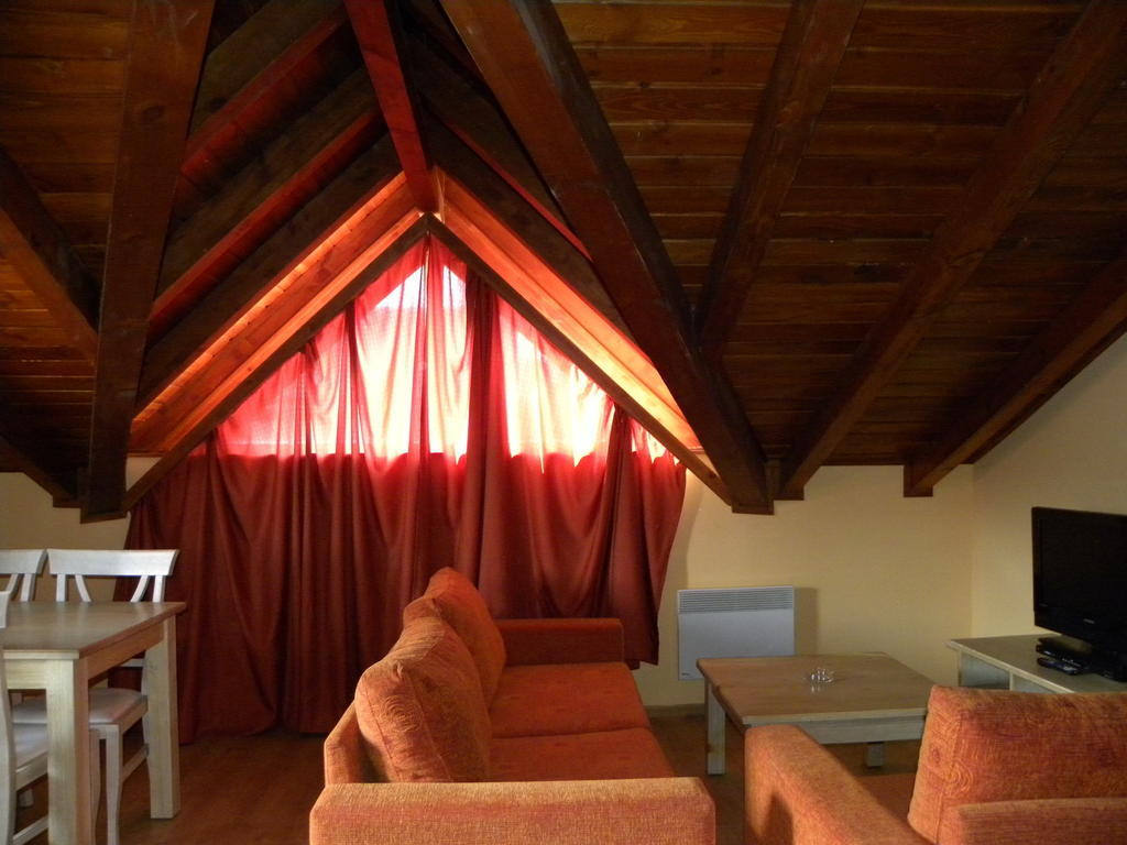 Saint Ivan Ski Apartments Bansko Phòng bức ảnh