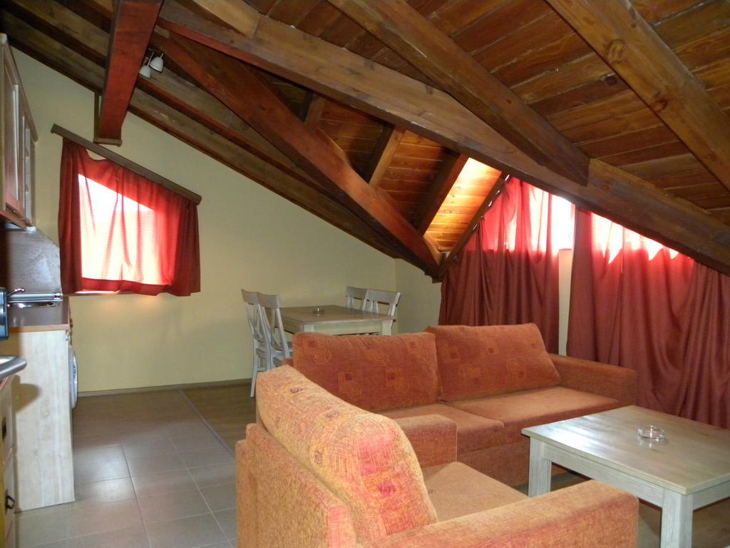 Saint Ivan Ski Apartments Bansko Phòng bức ảnh