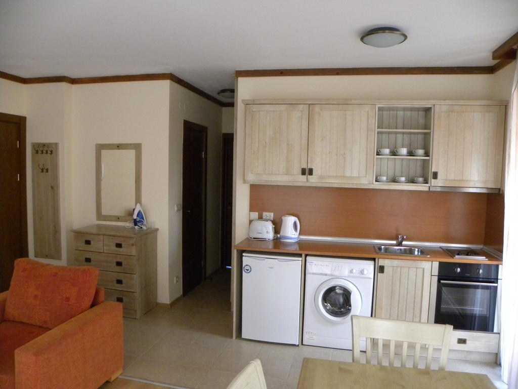 Saint Ivan Ski Apartments Bansko Phòng bức ảnh
