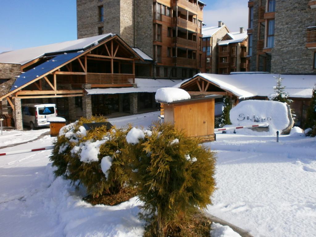 Saint Ivan Ski Apartments Bansko Ngoại thất bức ảnh